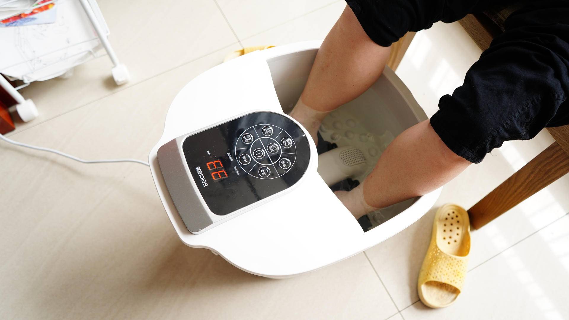 电动泡脚足浴盆,蓓慈全自动按摩洗脚盆