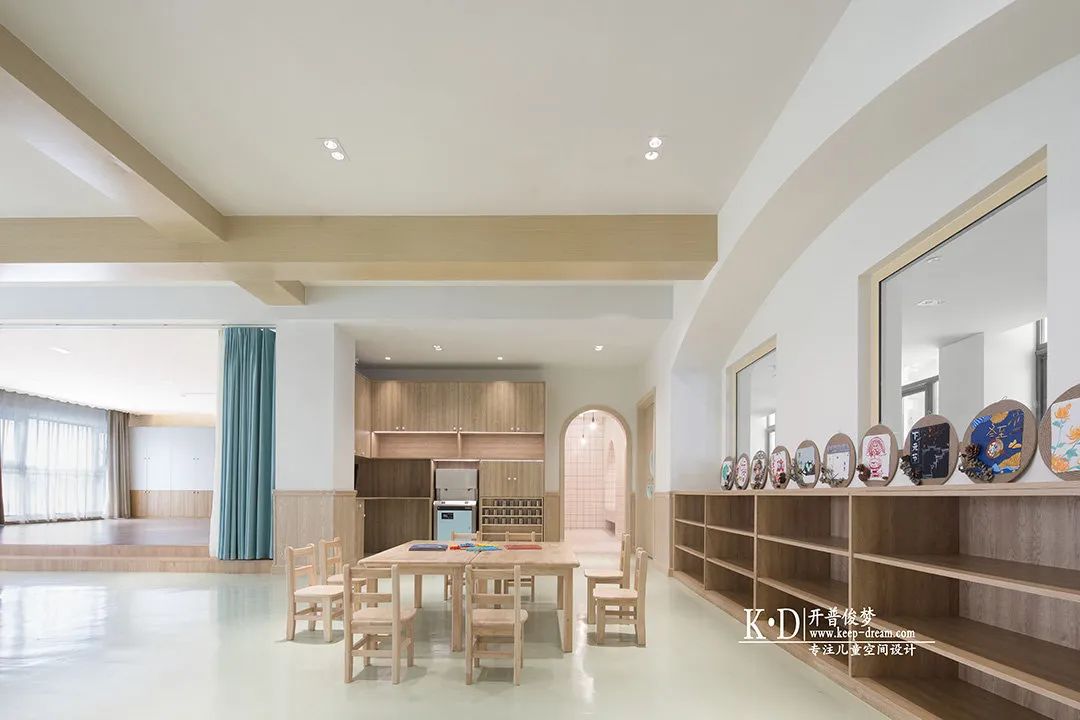 幼儿园教室格局设计图纸,幼儿园教室廊道设计