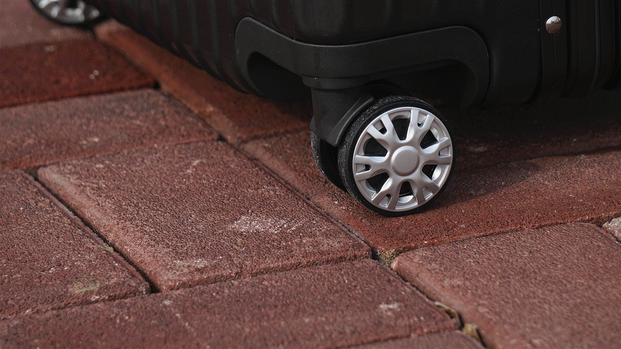 网易严选铝框旅行箱测评,网易严选铝镁合金拉杆箱