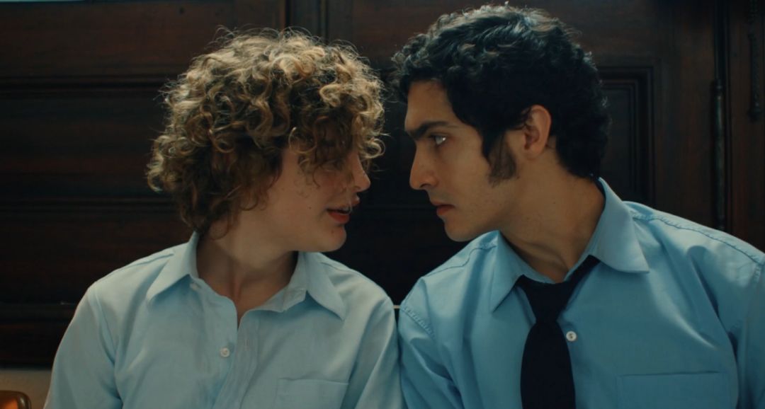 *欲情**疯狂、*社会反**，他美得像梦露却杀人无数