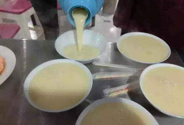 在徐州，一个字的地名是“沛”，一个字的小吃是“粥”