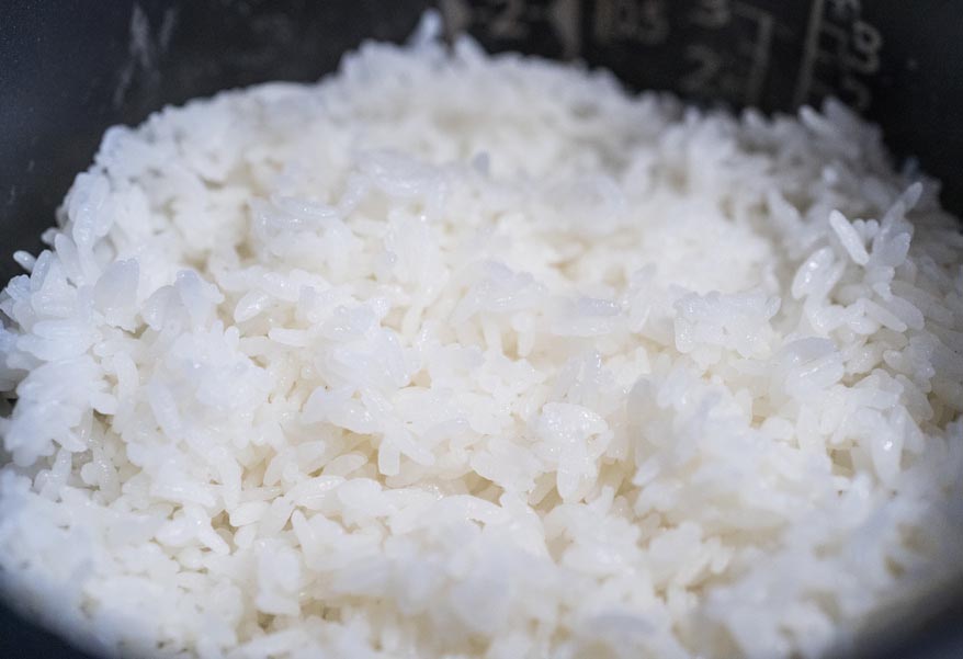 电饭煲煮出米饭测评,日本电饭煲使用方法熬粥