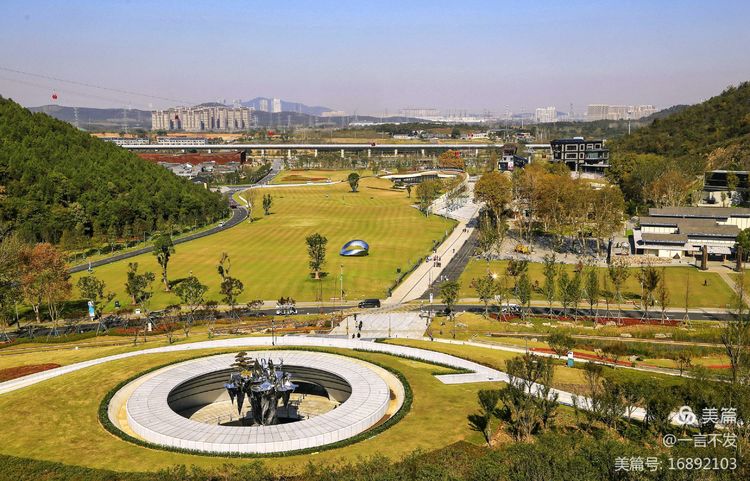 秋之旅免费完整版,秋之旅风景图片