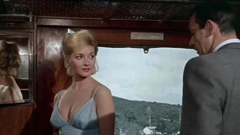 影史十大美人,盘点25位邦女郎