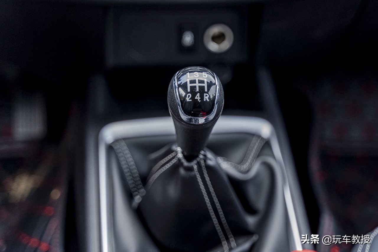 2018锐骐2.5t发动机,2.4t发动机