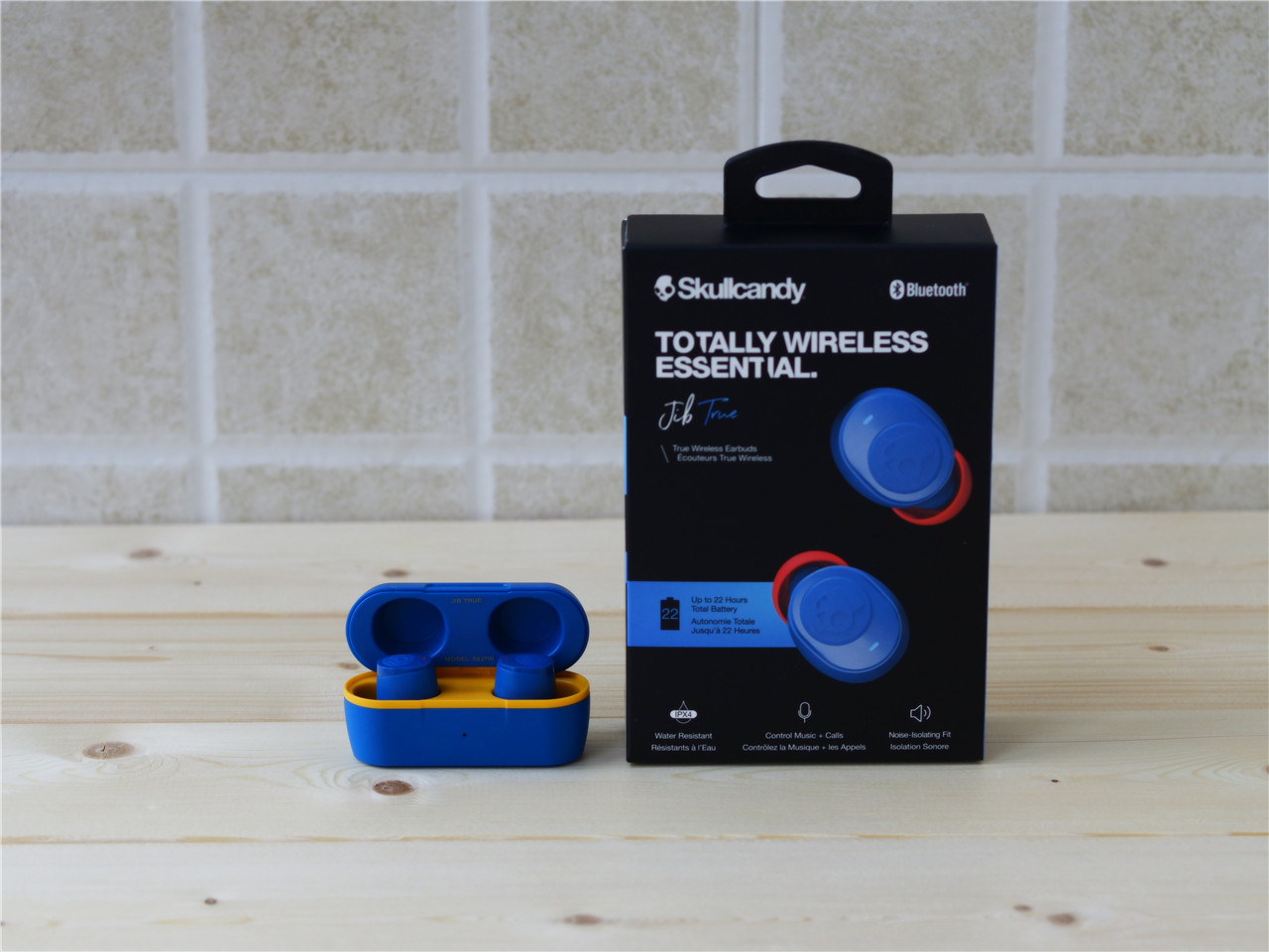 SkullcandyHESHEVO无线头戴蓝牙耳机,骷髅头吉布豆蓝牙耳机测评