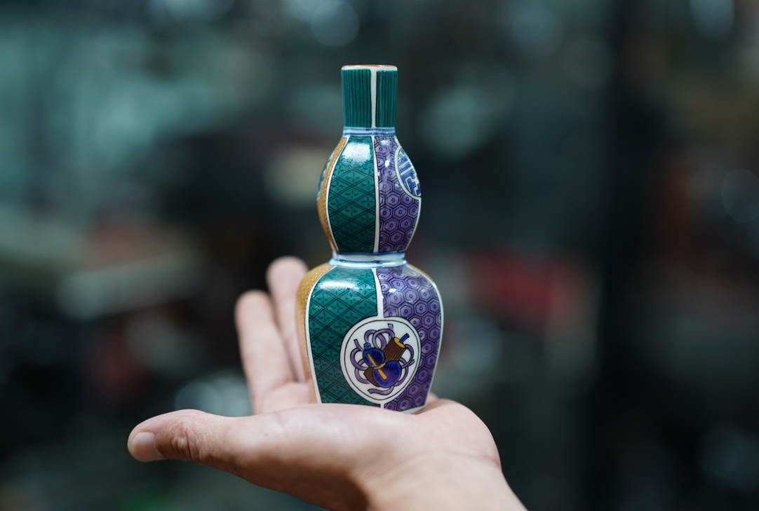 一篇10万+的文章，引出众人询问：你那卖日本瓷的朋友都有啥？