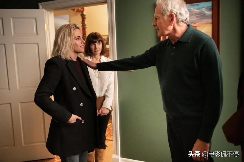 带蕾丝女友见家长?这部合家欢同性电影竟然这么嗨