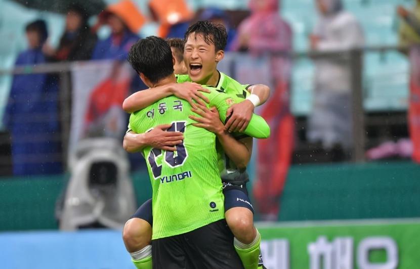 孙准浩回韩国怎么没法踢中超了,孙准浩现在在哪踢球