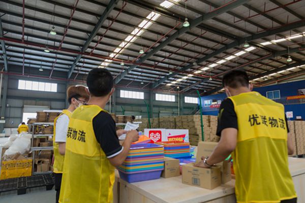 如何在拼多多买化妆品不踩雷,为什么不能在拼多多上买化妆品