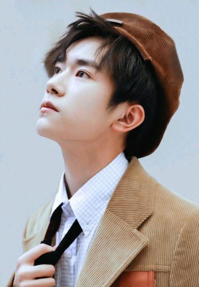 华彩少年易烊千玺蔡徐坤,易烊千玺朱一龙蔡徐坤高颜值合集