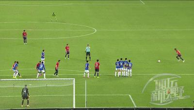 都是开季三轮不胜，连续全华班首发的重足让人看到希望，季前连续两周“十点宣”的沧州雄狮却只剩下了失望