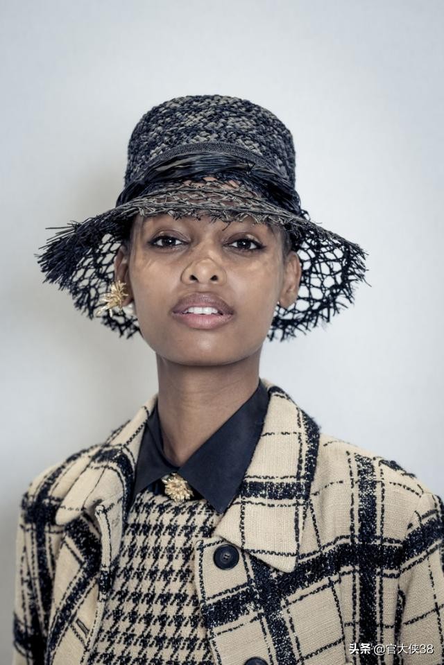 迪奥白色眼线怎么样,迪奥双头眼线001