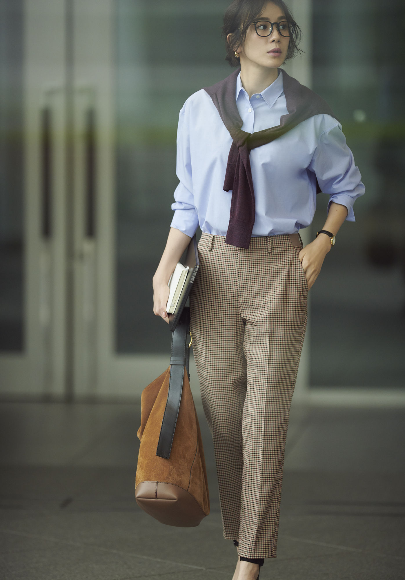 干净利落职业装,利落黑色职业装