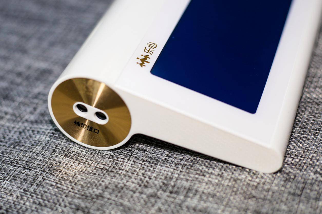 预防胜于治疗，给全家一份安心守护，乐心i7智能血压仪