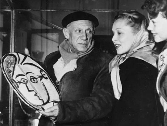 金钱游戏:艺术品拍卖有哪些“猫腻”?1|张小玉