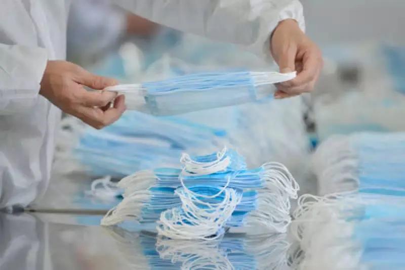 一天2亿只口罩,一天卖出9000万元口罩