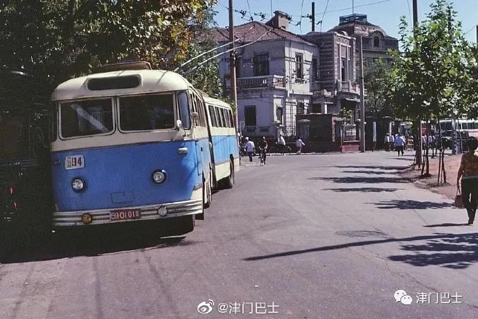 天津绝版老照片,不太老的天津老照片