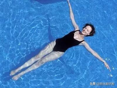 游泳双侧呼吸练习,游泳呼吸换气技巧