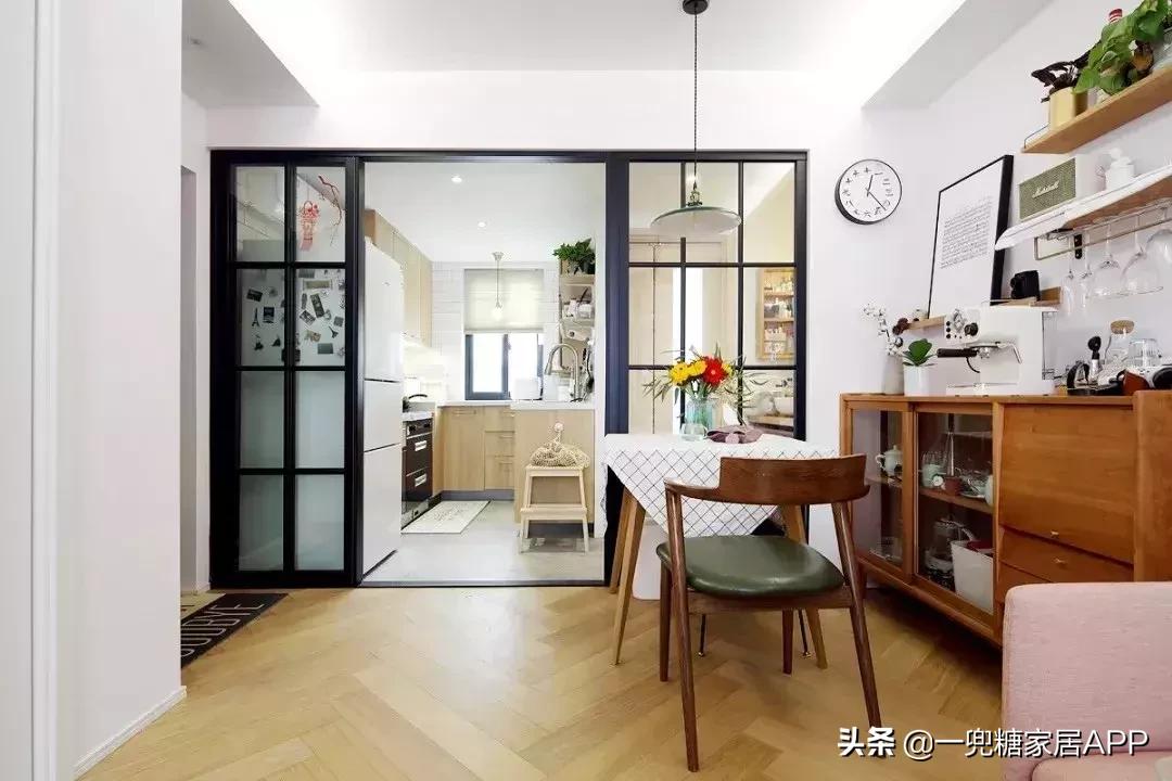 木地板怎么选和瓷砖好搭配,强化木地板好还是实木复合的好呀