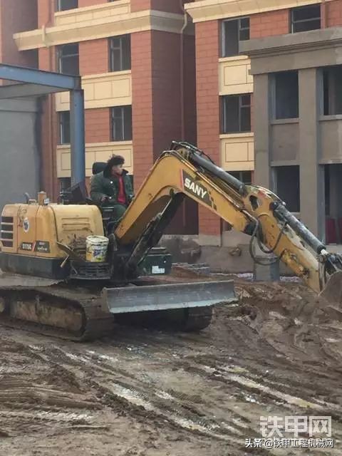 三一55和现代55哪个好用,三一55和现代55哪个好