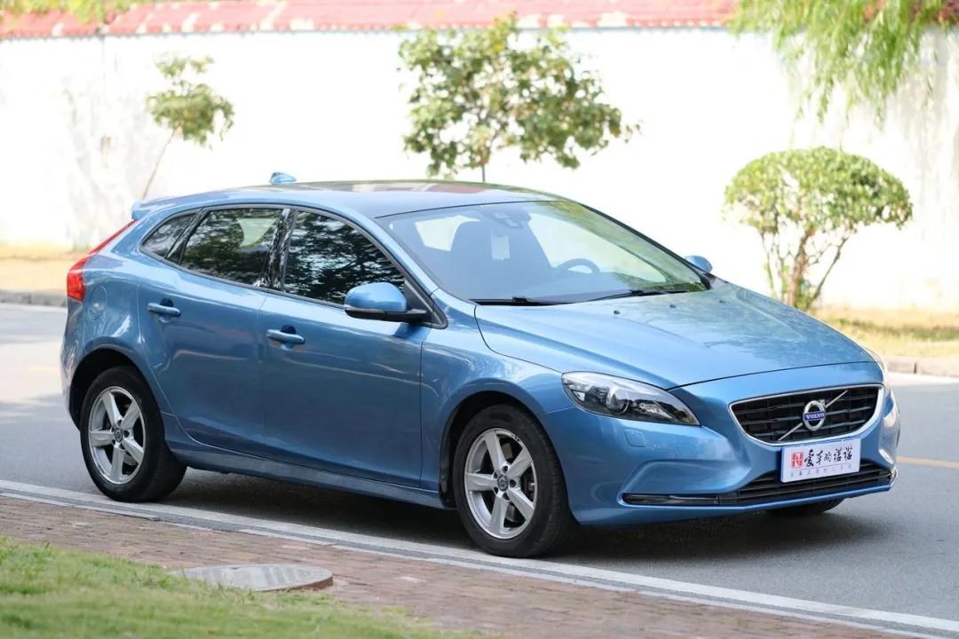 沃尔沃v40二手值得买吗,二手沃尔沃V40值得购买么