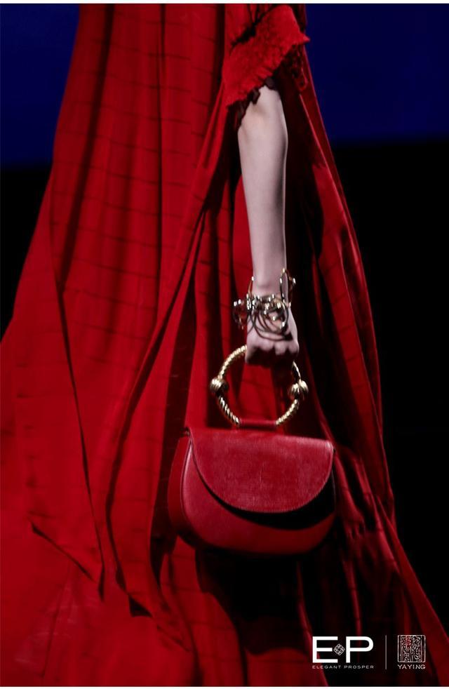 ep雅莹女神节,ep雅莹小西装