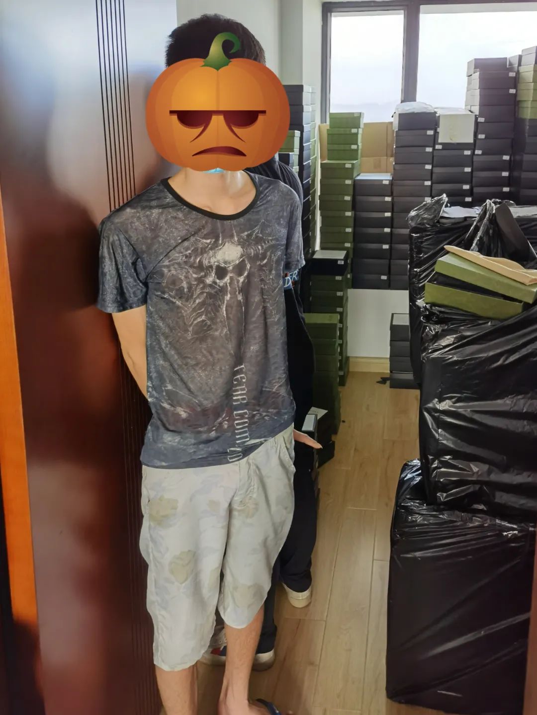 清远特大假烟案,广东清远假化妆品案