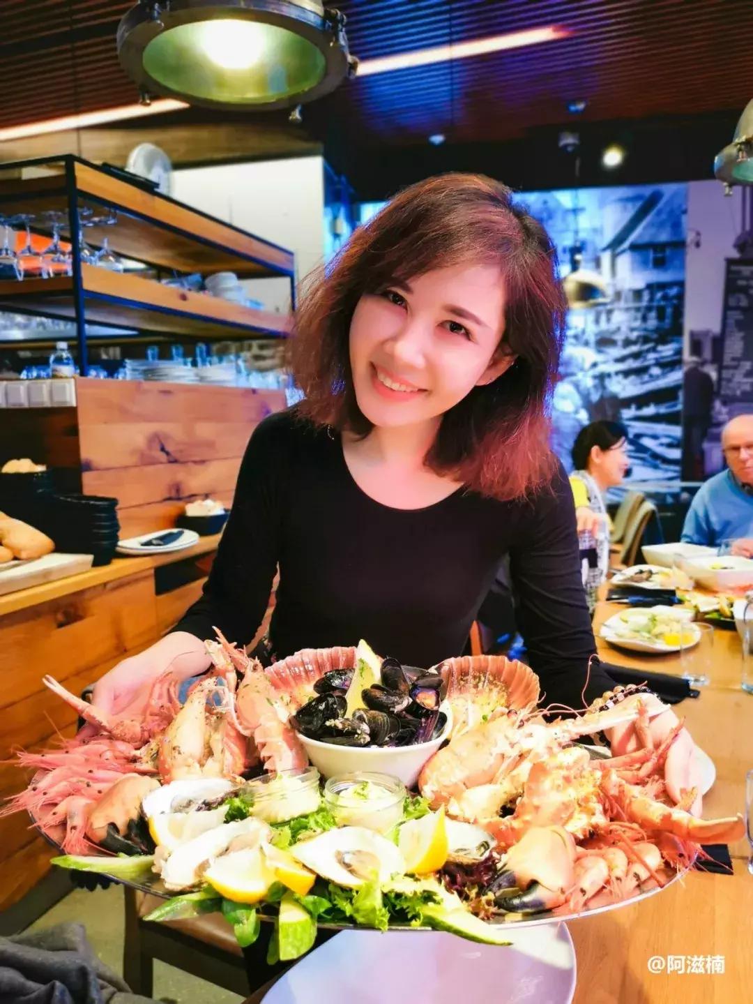 为了吃世界上最好吃的青花鱼，我飞去了挪威，光是捕捞船价值4亿