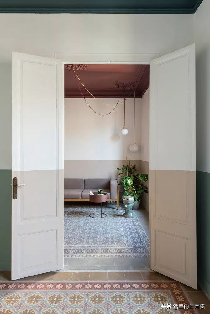 巴塞罗那酒店式公寓,巴塞罗那粉色尖顶房