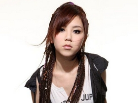 邓紫棋皮裤女王,皮裤女王邓紫棋小品