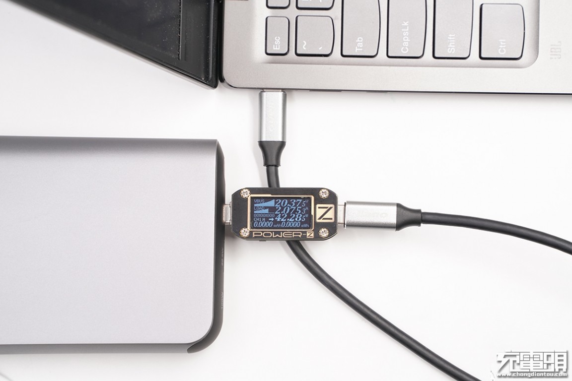 绿巨能pd20w充电器怎么样,超级快充多口充电器绿巨能