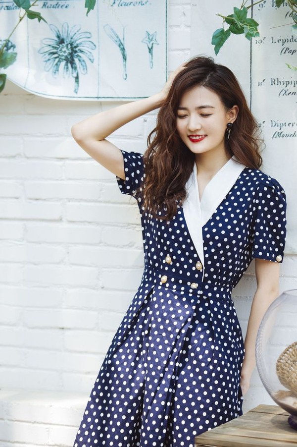 方脸如何打造高级感发型,方脸可以靠什么发型修饰一下