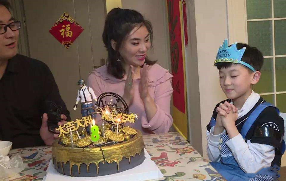 过生日按公历还是农历,孩子过生日按周岁还是虚岁