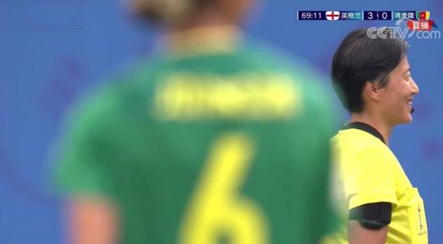 世界杯比赛罢赛,中国足球队员对裁判吐口水
