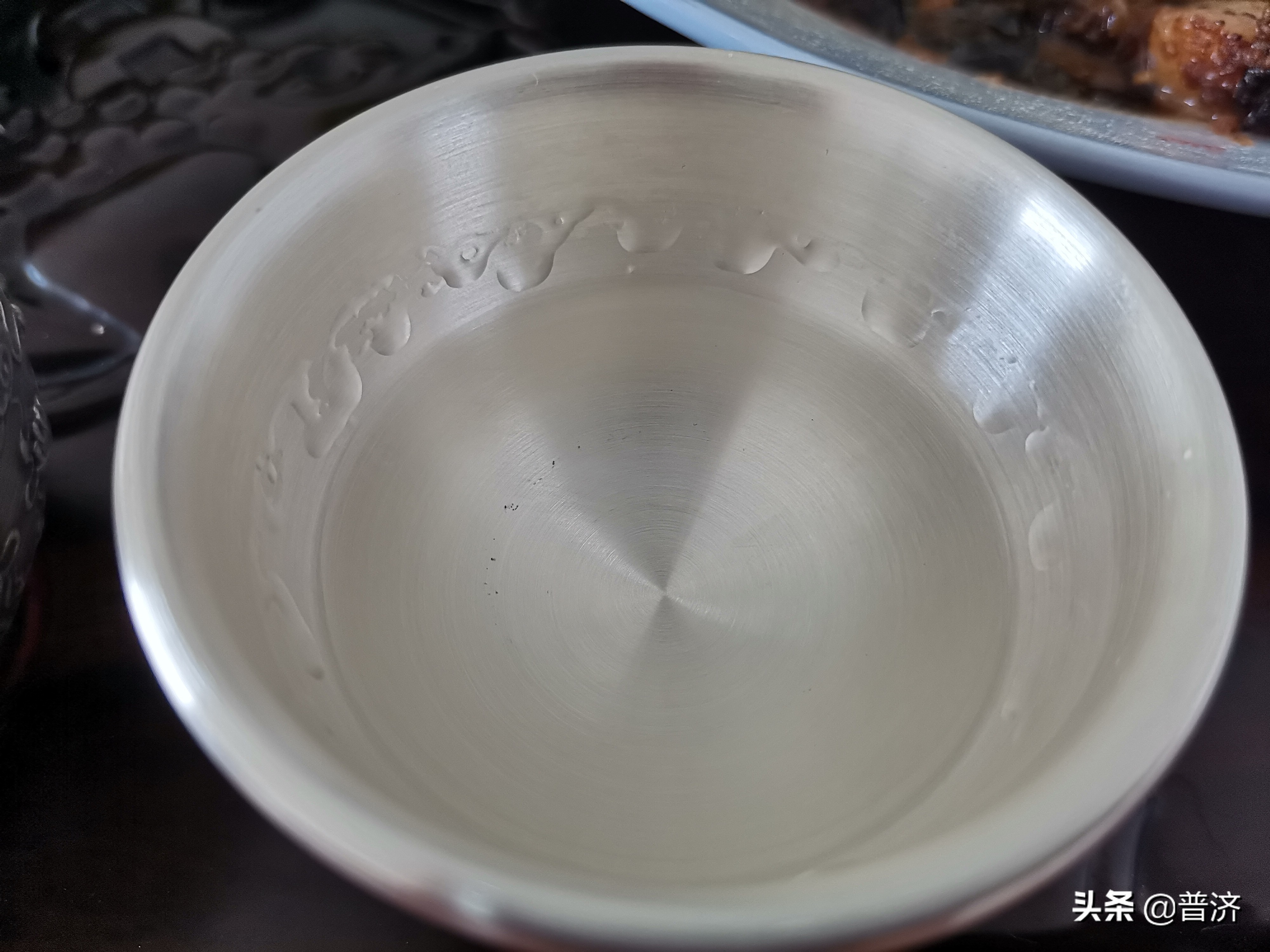 茅台镇酱香型53度酒怎么鉴别真假,茅台镇纯粮酒怎么辨别好坏