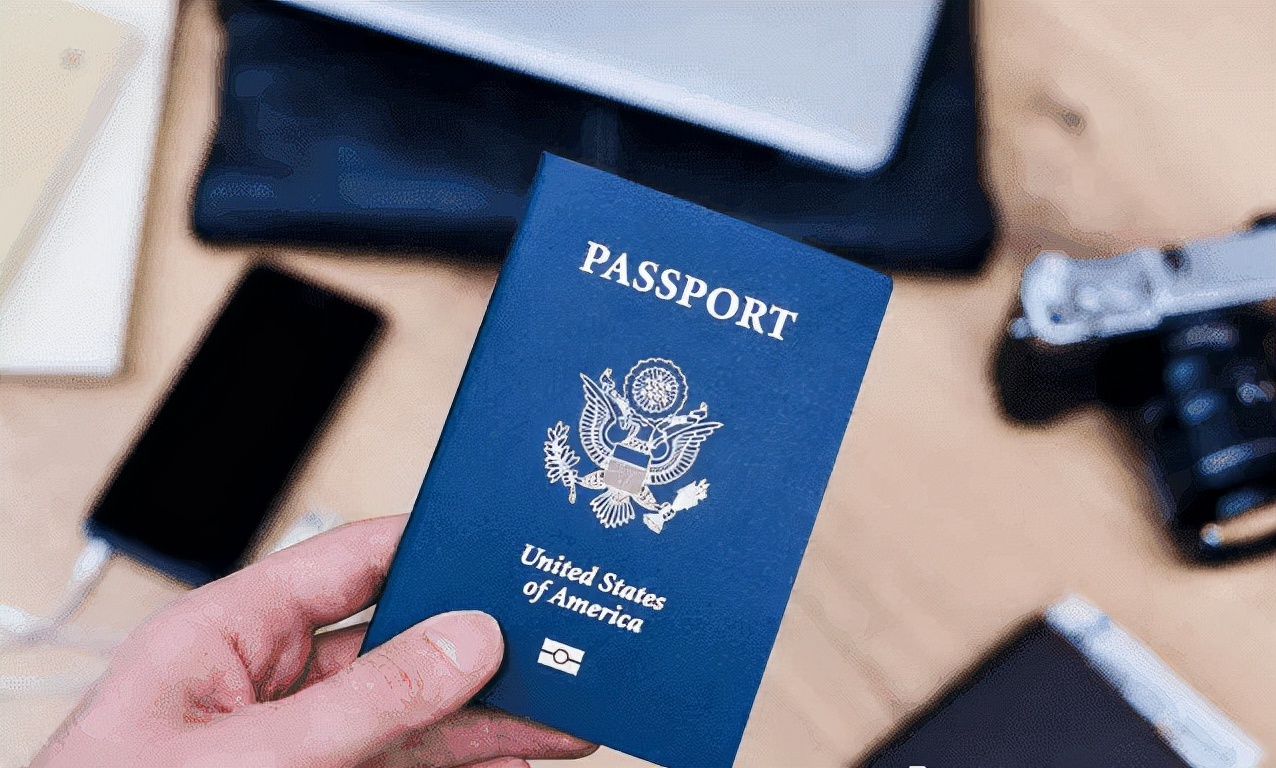 护照真假如何辨别 (如何辨别一本护照的真假)