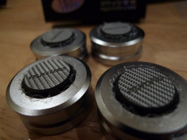 音响初烧也要有HIEND精神，马兰士宝华银线脚垫扩散板统统拿来用