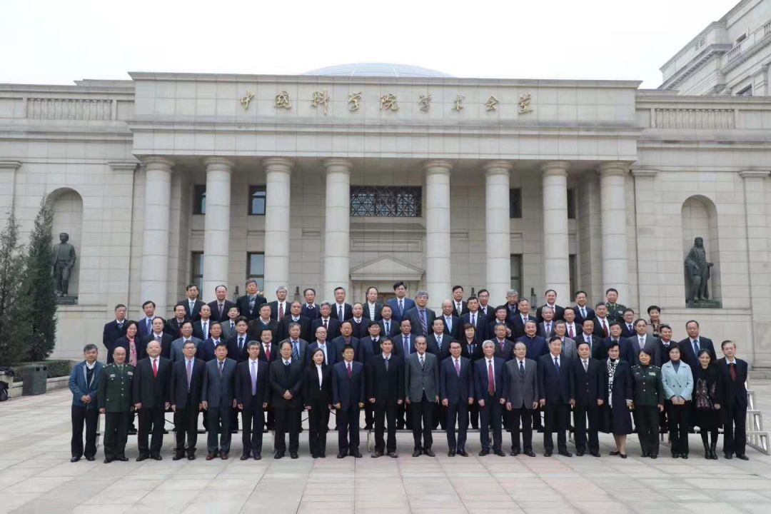 浙大最年轻院士,最年轻院士如何学习数学