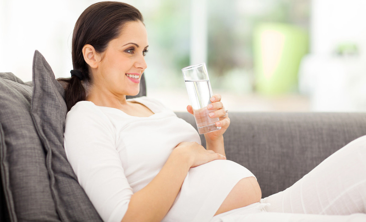 缓解孕早期孕吐的有效方法,怀孕初期缓解孕吐的有效方法