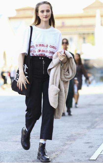 2022年最流行马丁靴穿搭,马丁靴的时髦穿搭