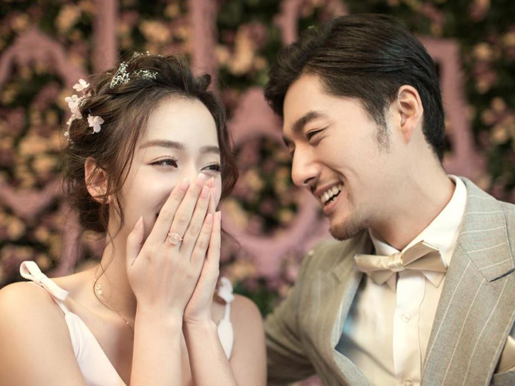 真正爱一个人不会一昧的索取,爱一个人不需要你做出多大的举动