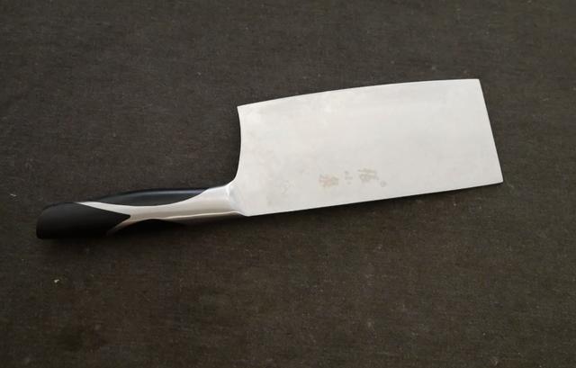 家用菜刀磨刀怎么磨又快又锋利,菜刀无磨刀石用什么磨才锋利