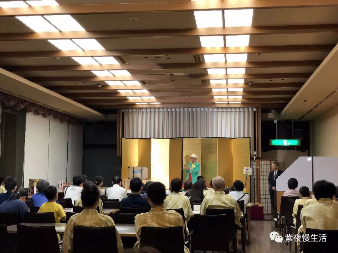 未见富士，幸运依在-秀峰阁湖月