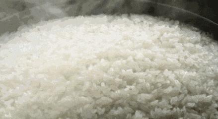 她是日本平安时代第一美人，家乡的火车和大米都以她的名字命名