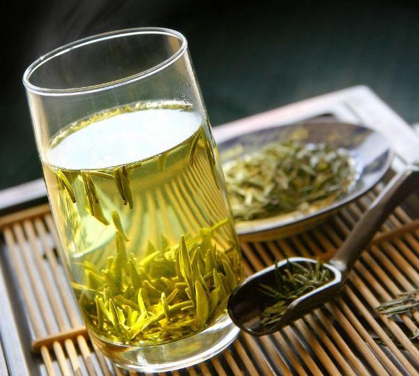 绿茶鲜爽感是因为什么,绿茶品质形成条件