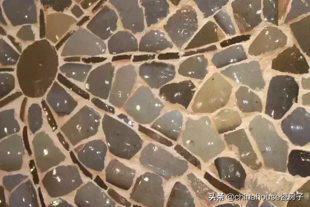 别琢磨怎么学郭碧婷秀钻戒了,在它面前“鸽子蛋”都会黯然失色!