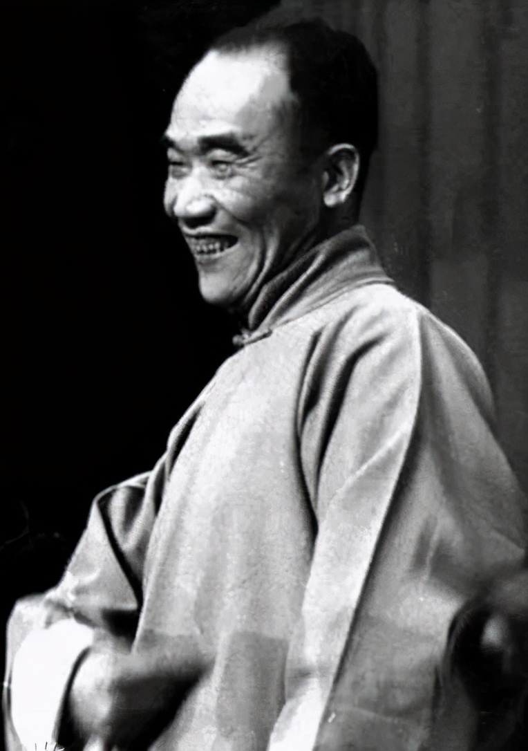 侯宝林的相声和郭德纲的关系,侯宝林评价郭德纲相声