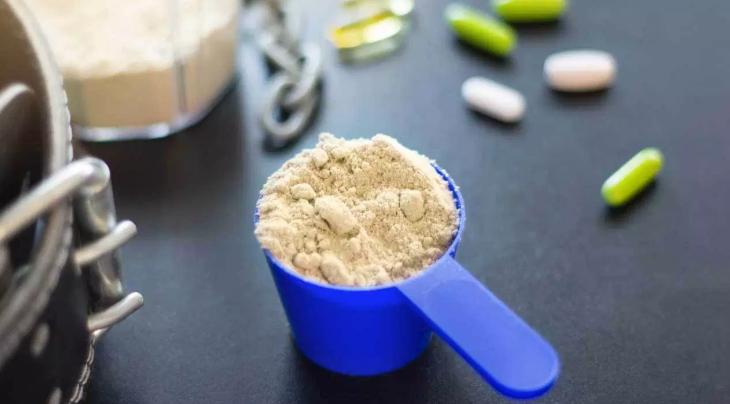 减脂早餐蛋白粉好吗,高蛋粉有助于减脂吗