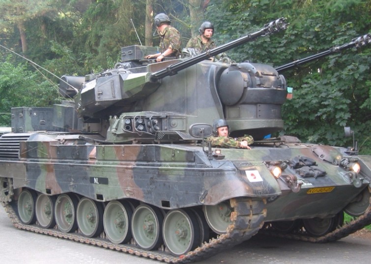 亚洲小国出手，拿下印度16亿美元大单，俄罗斯*器武**落选